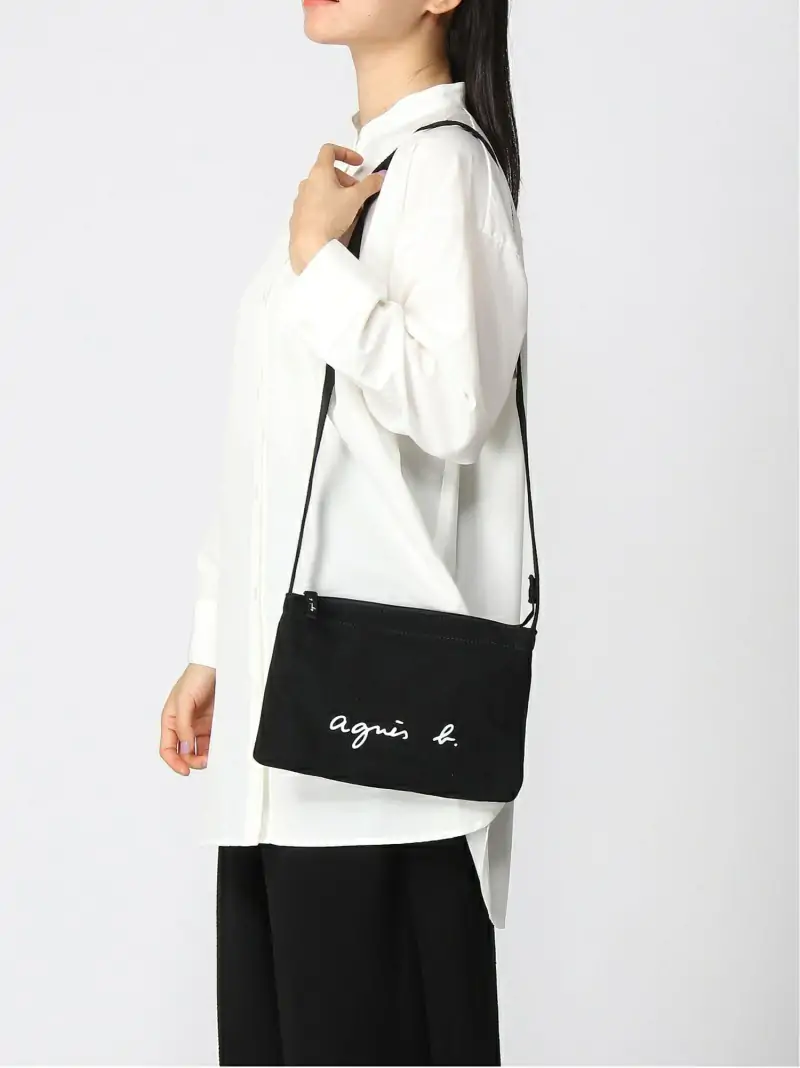 agnes b. アニエスベー バッグ ショルダーバッグ ブラック ロゴサコッシュ レディース ショルダーバッグ